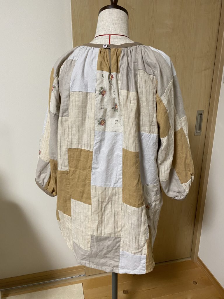 パッチワークスモッグブラウス
アップサイクル