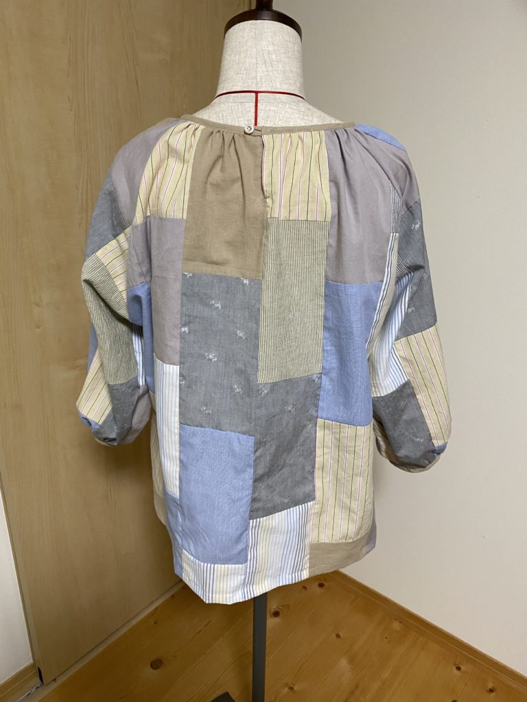 パッチワークブラウス