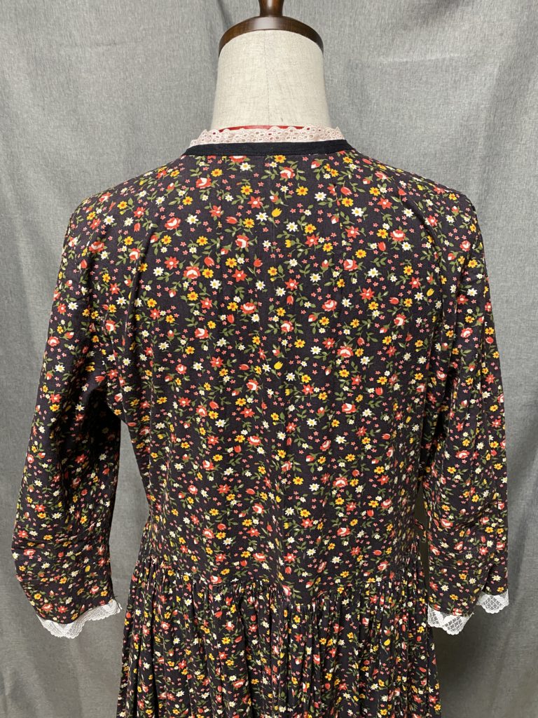 お直し　コンシールファスナー　ワンピース